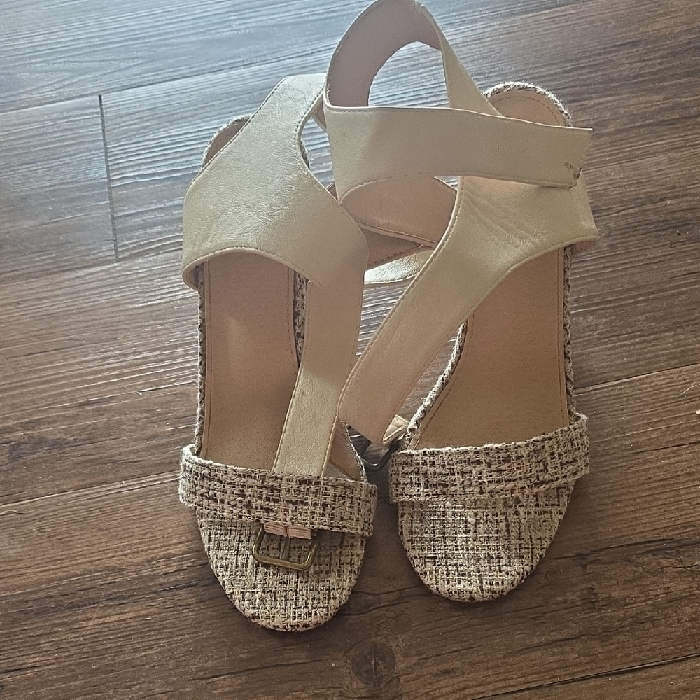 Neutral Espadrille Wedge Sandals with Textured Front Strap - Beige